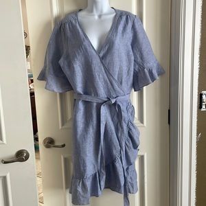Gap wrap dress with cleavage eye hook
